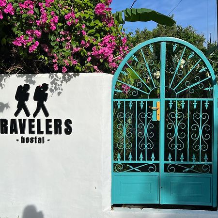 Hostal & Cafe Travelers Сантяго Екстериор снимка