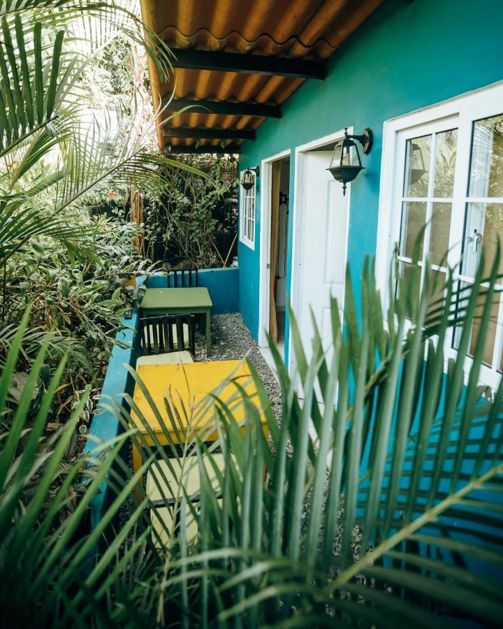 Hostal & Cafe Travelers Сантяго Екстериор снимка