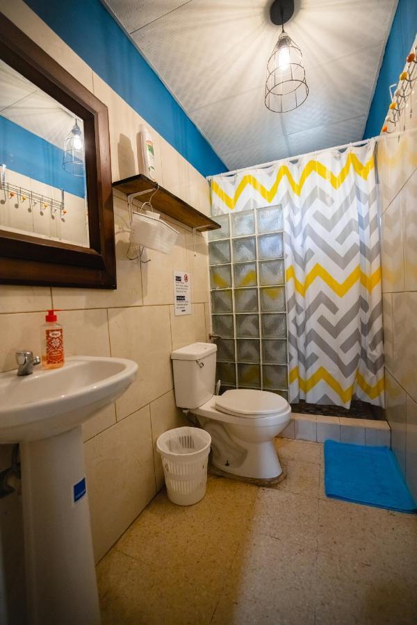 Hostal & Cafe Travelers Сантяго Екстериор снимка